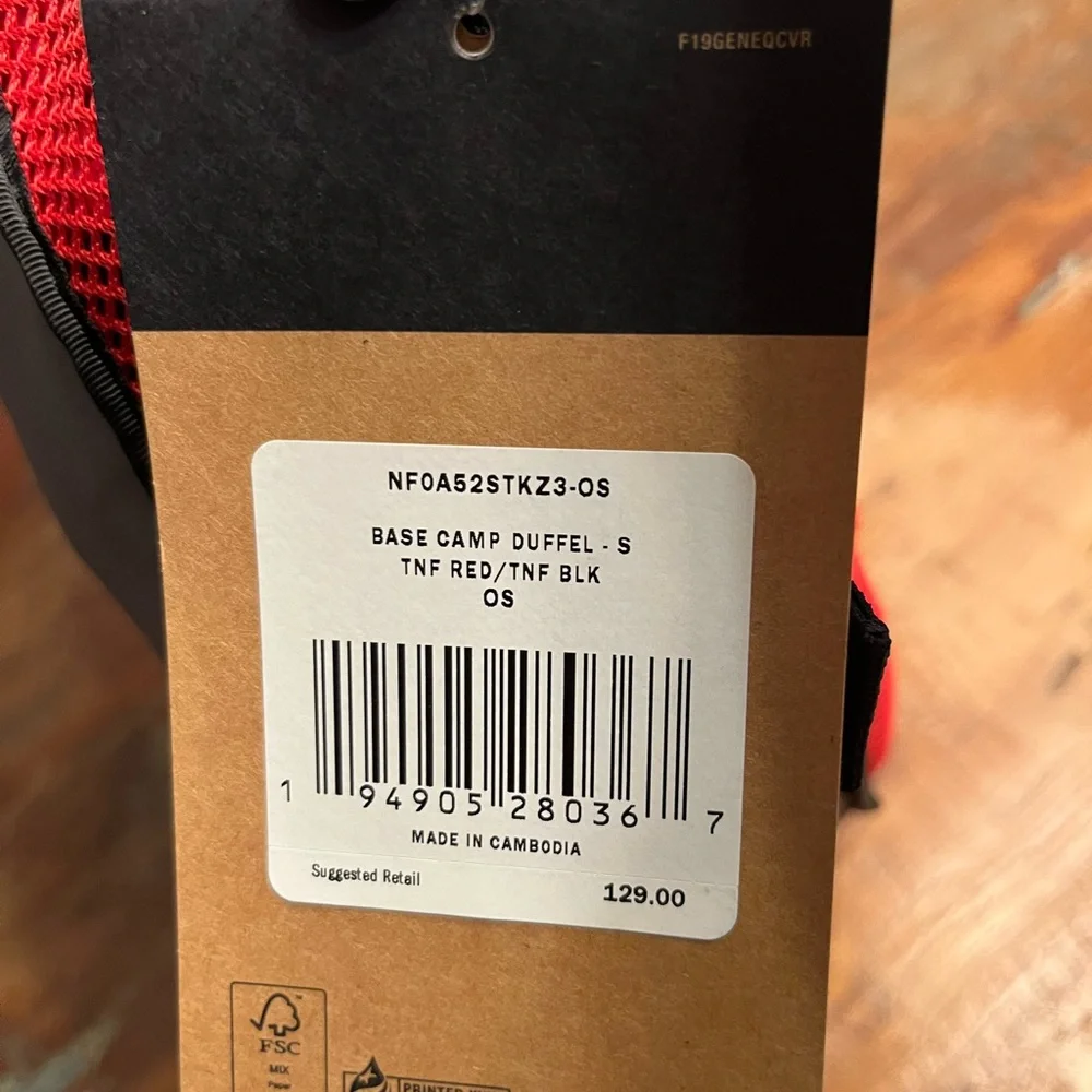 NWT North Face Base Camp Duffel